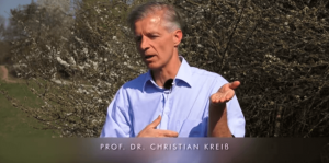 Read more about the article Wird Corona instrumentalisiert? – Prof. Christian Kreiß